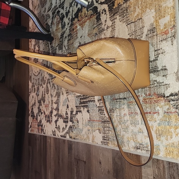 Michael Kors Purse with wallet - Picture 3 of 15